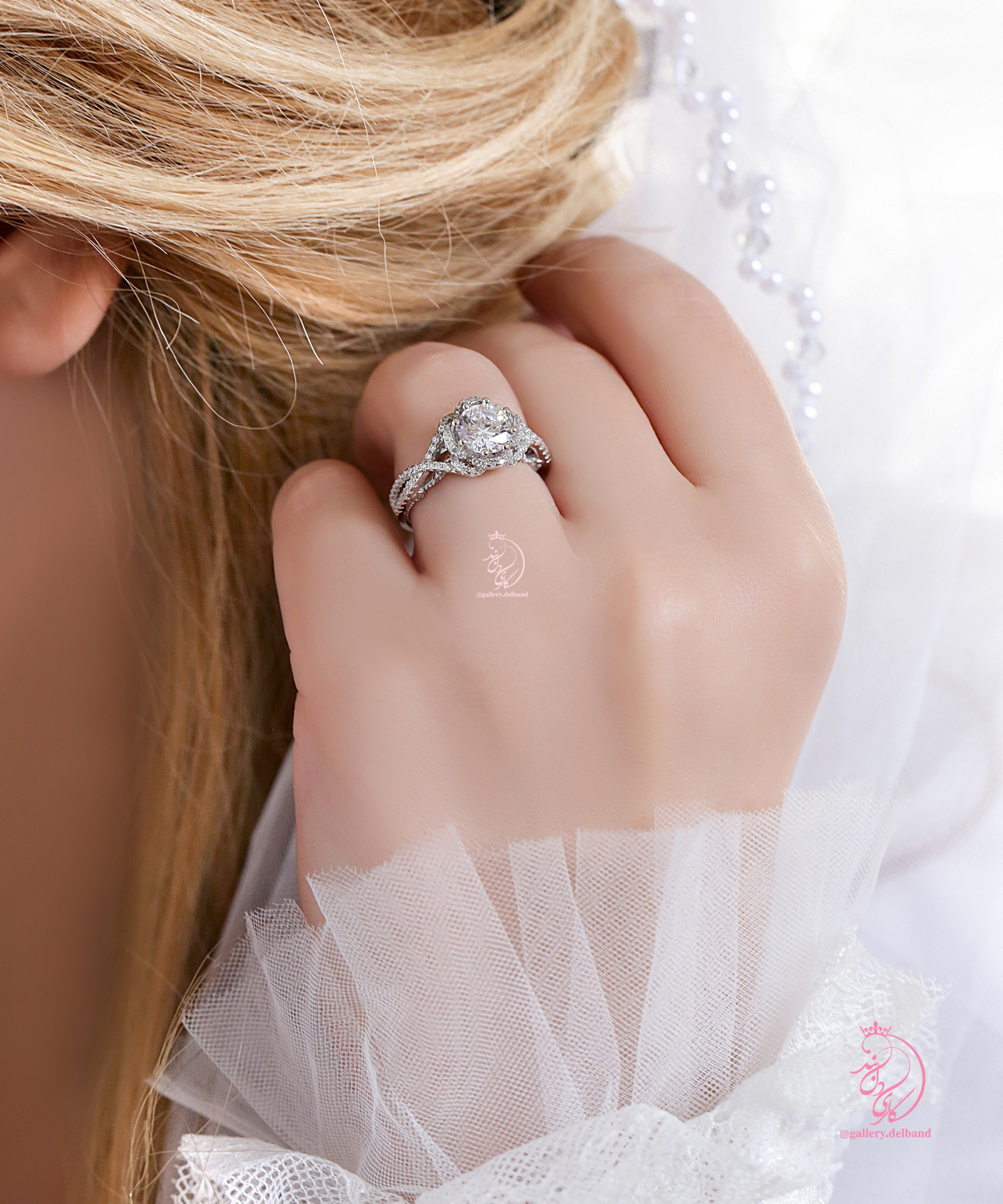 💍انگشتر جواهری با طراحی خاص و زیبا نقره عیار ۹۲۵ با روکش طلا سفید‌‌‌‌‌‌‌ ‌‌