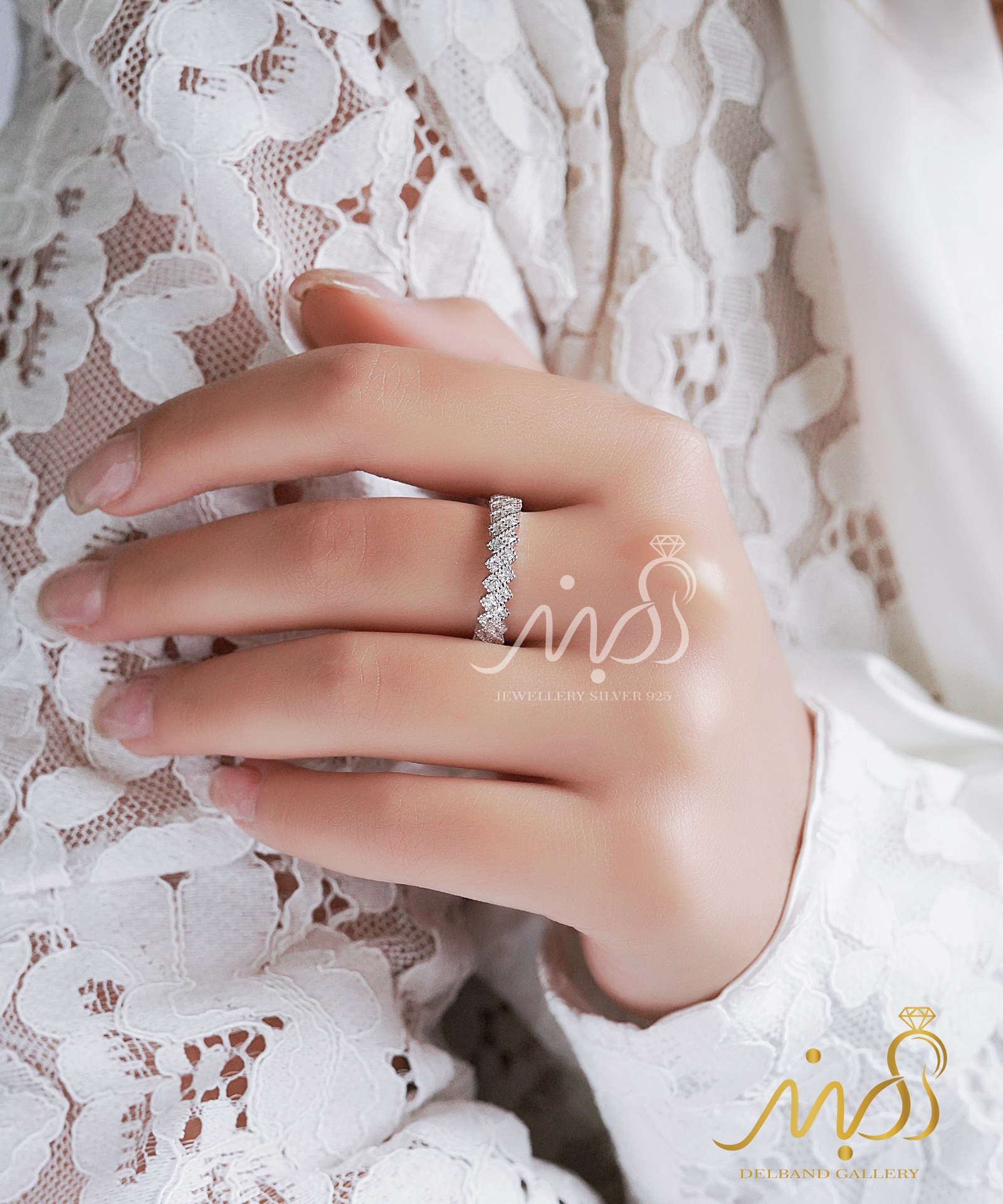 💍حلقه جواهری پرنس دو رج ؛ با طراحی ظریف و زیبا نقره عیار ۹۲۵ با روکش طلا سفید‌‌‌‌‌‌‌ ‌‌