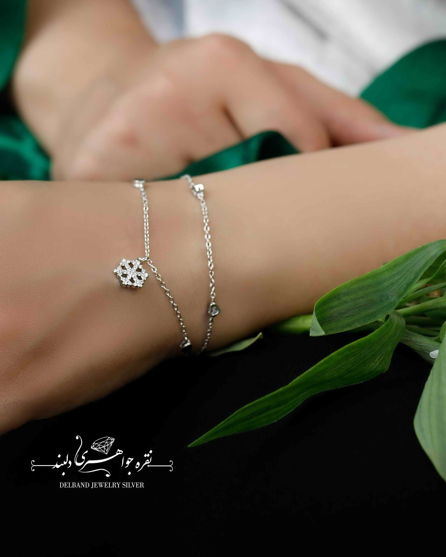 💍 دستبند جواهری دو لاین  برف ؛ با طراحی زیبا و ظریف نقره عیار ۹۲۵ (D_7058)